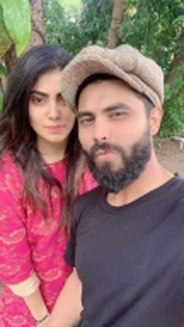 जडेजा की पत्नी ने आंखों का दान दे मनाया जन्मदिन